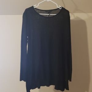 Gently worn 100% linen Dky sz m black sweater